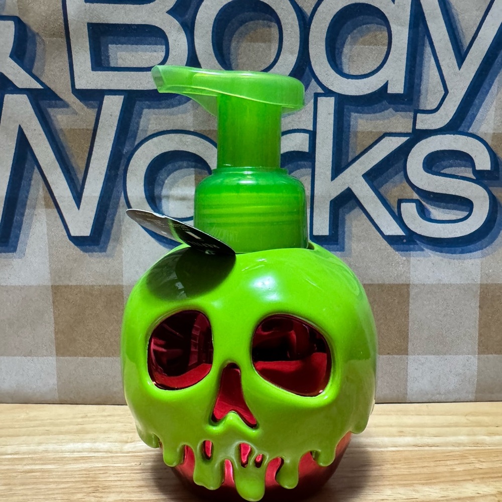 Disney Evil Queen Apple Skull Foam Soap Dispenser
